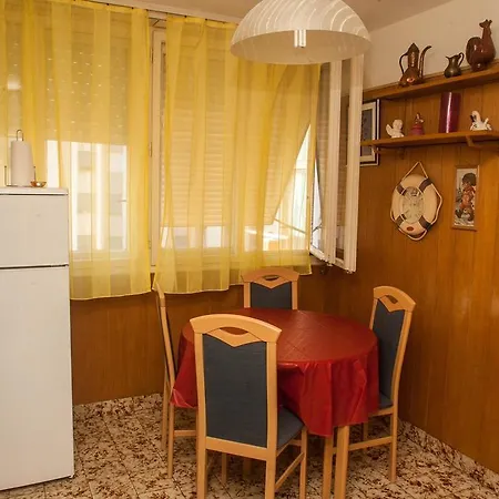 Anavi 93 Apartment *